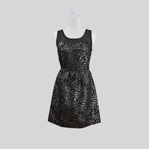 ELLE Women's Mini Dress Size 4 Black & Silver